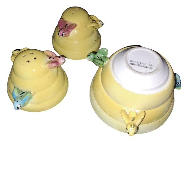DARLING! VINTAGE 1950s Menschik Goldman Beehive Measuring Cups & Salt-Pepper - Picture 2 of 7